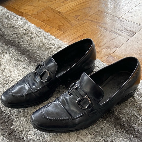 Salvatore Ferragamo black leather loafers - Picture 2 of 6
